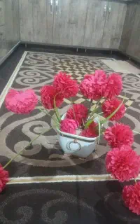 گل وگلدان