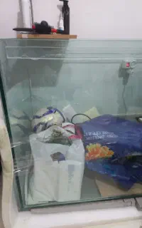 شیشه کامل آکواریوم