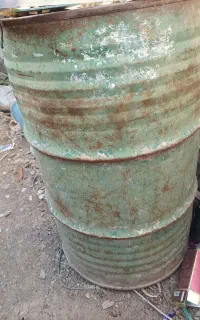 بشکه ۲۵۰ لیتری