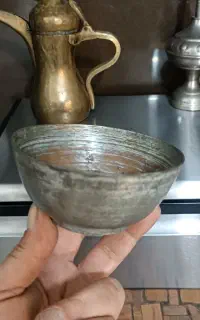 کاسه مسی عتیقه.
