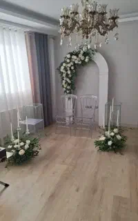 گل آرایی ودیزاین جایگاه عروس و عقد