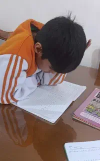 دانش آموزان حکیم نظامی و ۱۶آذر