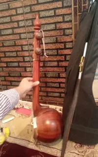 کمانچه پشت بسته