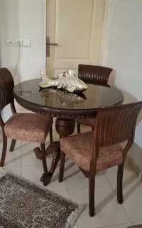 میز ناهارخوری سه نفره در حد نو