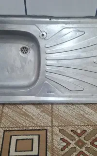 سینک ظرفشویی کار کرده