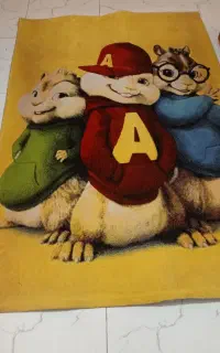 فرش اتاق کودک درحد نو و تمیز