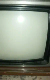 تلوزیون ناسیونال ۲۱ اینچ