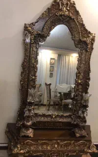 آیینه و شمعدان