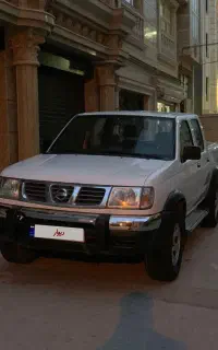 نیسان پیکاپ دوکابین