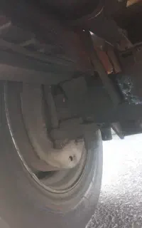 آهنگری جوشکاری بازبستن چرخ تریلی اتوبوس کامیون