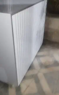 میز MDF سفید در حد نو
