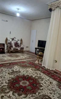 حیاط دربست ۸۰ متر تک خوابه