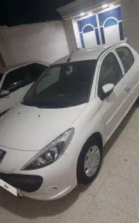 ۲۰۷ تیوفایوو صفر سقف فلز