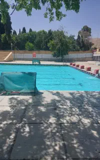استخر شنای حافظیه همه روزه باز می باشد