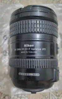 لنز Nikon 18-200mm VR DX سالم و تمیز