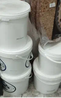 سطل پنیری. سطل ۱۲ تا ۱۵ کیلویی