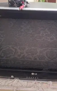 تلویزیون ال جی با لامپ تصویر