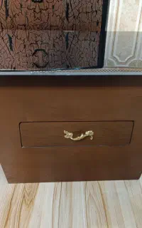 فروش یک عددمیزجلومبلی نونو بدون هیچ خط وخشی