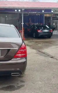 استخدام نیروی کارواش با حقوق ثابت بالا وانعام خوب