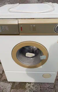 تعدادی یخچال ولباسشویی