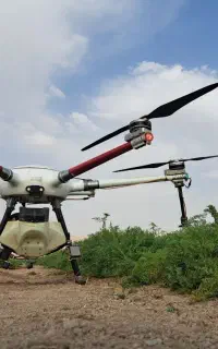 سمپاشی هوایی امان فتاحی