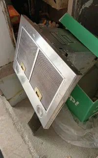 هود شیشه ای can