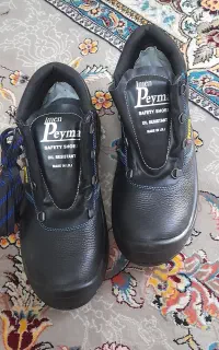 کفش ایمنی سایز ۴۲