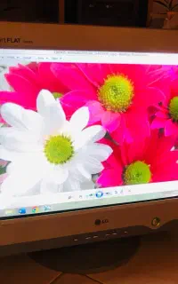 مانیتور و کیبورد