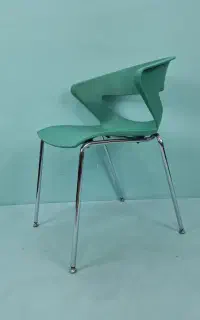 صندلی پلاستیکی با پایه فلزی کیکا نظری ۳۰٪ تخفیف