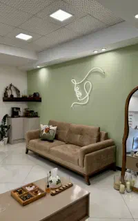 کار در کلینیک زیبایی شیک و مدرن در ساری