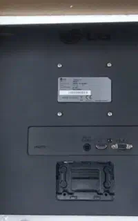 مانیتور LG 22 LED