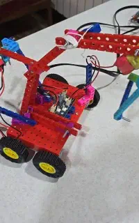 آموزش. رباتیک  دانش آموزی