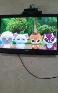 تلوزیون 43 اینچ کاملا سالم در حد نو