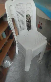 ۴ عدد صندلی