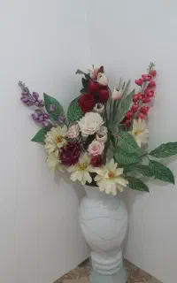 گل و گلدان