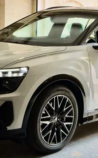 آئودی q5 etron