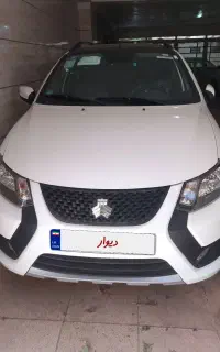 کوییک Ar مدل سفید مشکی