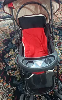 کالسکه بچگانه در حد نو