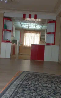 کابینت در حد نو همراه هود و سینک و اجاق گاز رومیزی
