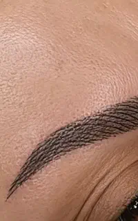 آرایش دائم میکروبلیدینگ فیبروز شیدلب خط چشم