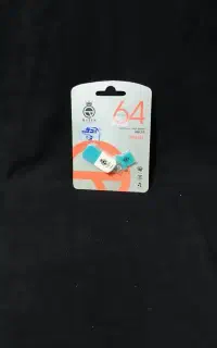 فلش ۶۴گیگ