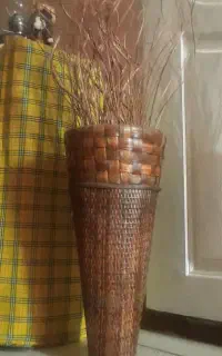 گلدون چوبی همراه با پیچک زیبا ۳۵۰