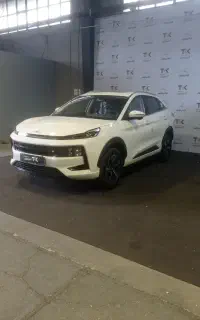 تجارت خودرو خسروانیTKK/کی ام سی SR6 مدل ۱۴۰۴