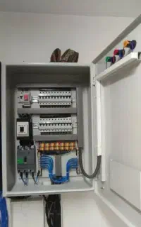برق کار ساختمان و صنعتی