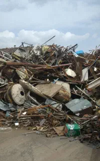 خریدوفروش ضایعات آهن آلات درب پنجره المینیوم