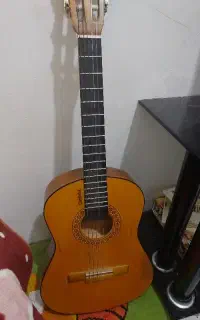 گیتار با کیف در حد نو مدل Cordoba