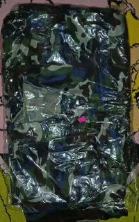 لباس ( فرنچ ) و شلوار و کلاه سربازی پدافند