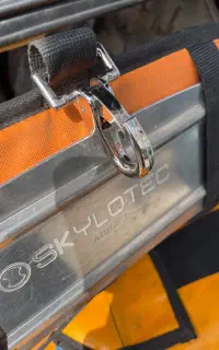 صندلی پودیوم اسکای لوتک راپل کار