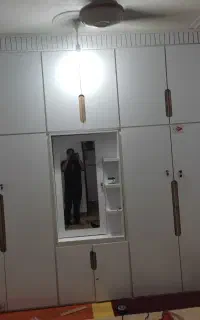 نجاری هو الرزاق