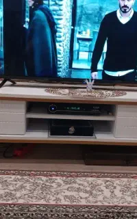ست کنسول و میز تلویزیون